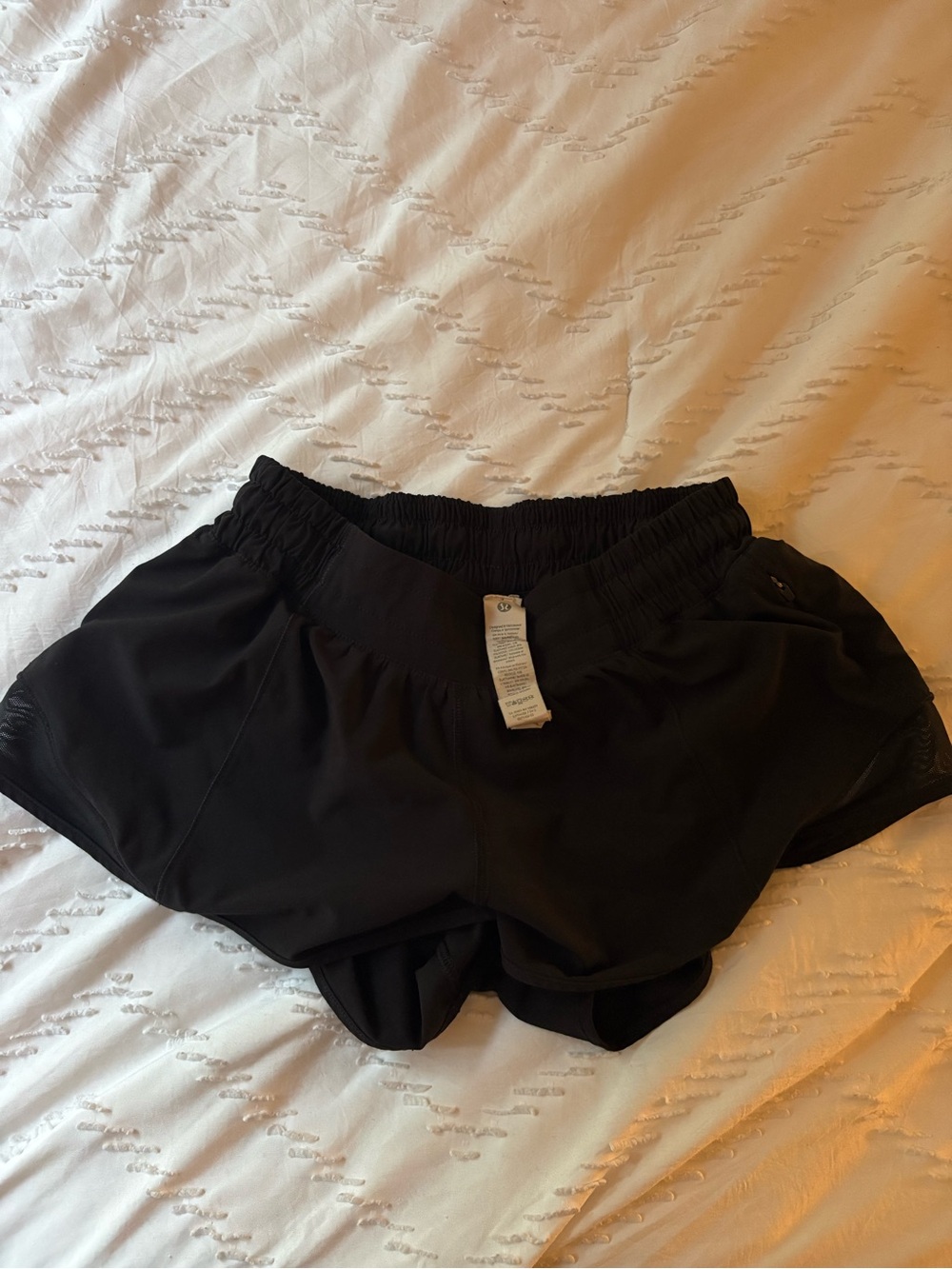 Lululemon Black Hotty Hots 2.5
